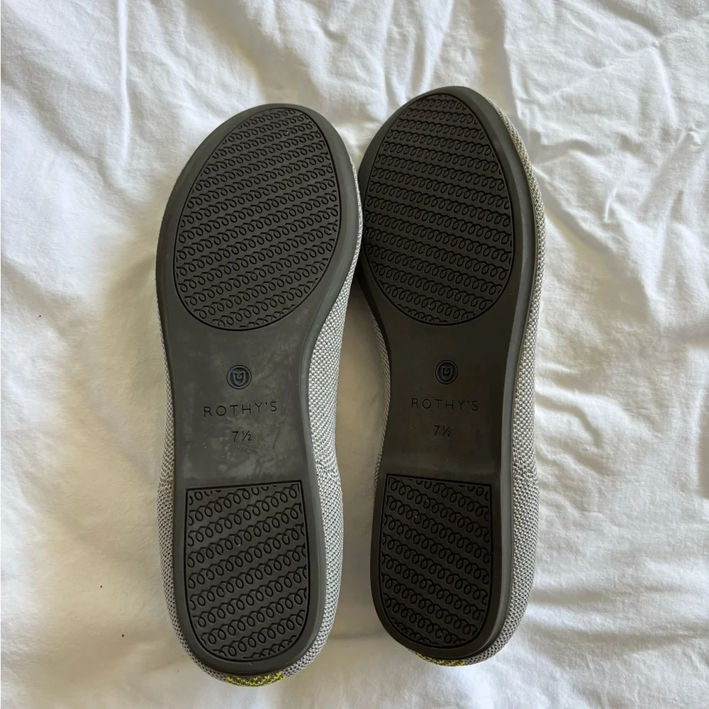 Rothy's Iridescent Light Gray Flats Women’s Size 7.5. - Picture 5 of 5